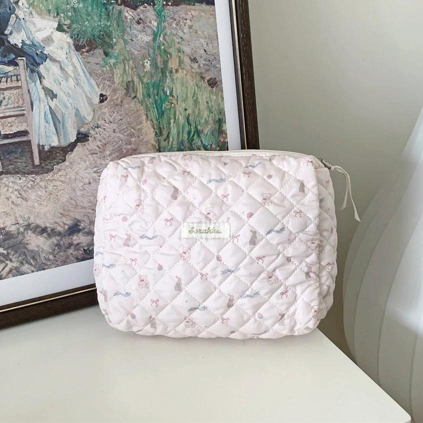 Quilted Cotton Ladies Travel Storage Bag Retro Cherry Women's Cosmetic Bags Cute Design Girls Pencil Case Makeup Bag Handbags