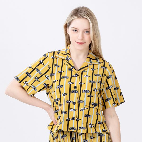 A Wave Women S Button-Up Pocket T-Shirt Mustard Mustard/L