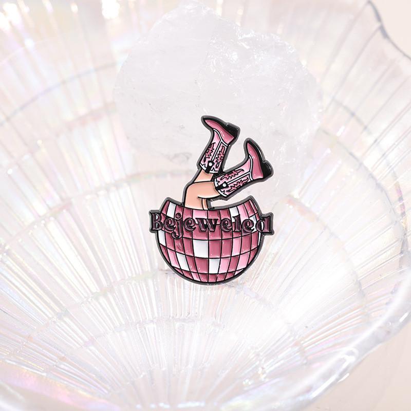 Swift Taylor Inspired Music Badge Brooch Stunning Glittery Boot Design Fans For