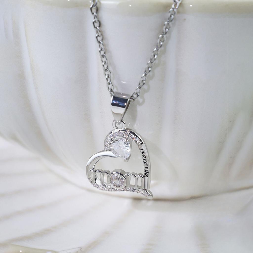 Süßwasserhalskette Zirkon einfach Liebesherzförmig Mutter Schlüsselbeinkette leichter Luxus Mode
