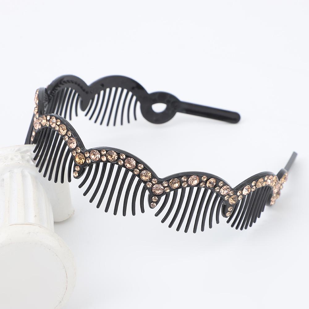 Korean Japanese Wave Bangs Clip: Rhinestone Non-slip Headband with Wide-edge Design