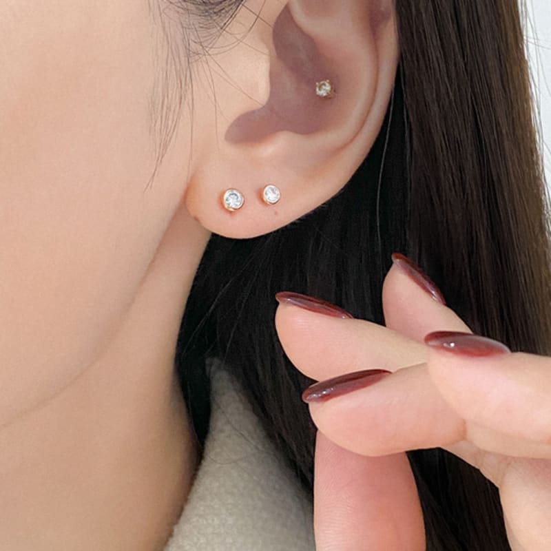 MAYBETOI 14k Classic Bezel Cubic Piercing Earrings (3 sizes)