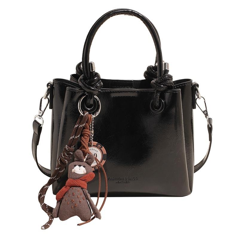 

Premium Oil Wax Leather Crossbody Bag for Women High-Quality Wholesale Versatile Casual Texture Bucket Handbag Gift