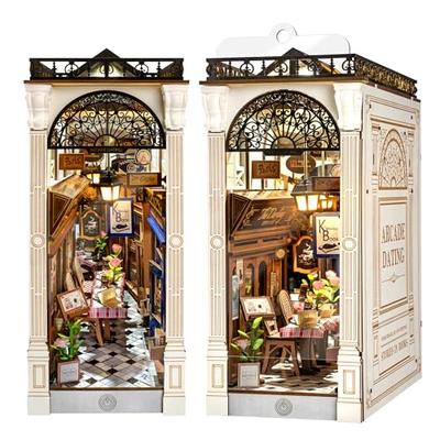 Bebek ve Peluş Oyuncaklar – Oyuncak bebek evleri ve aksesuarları