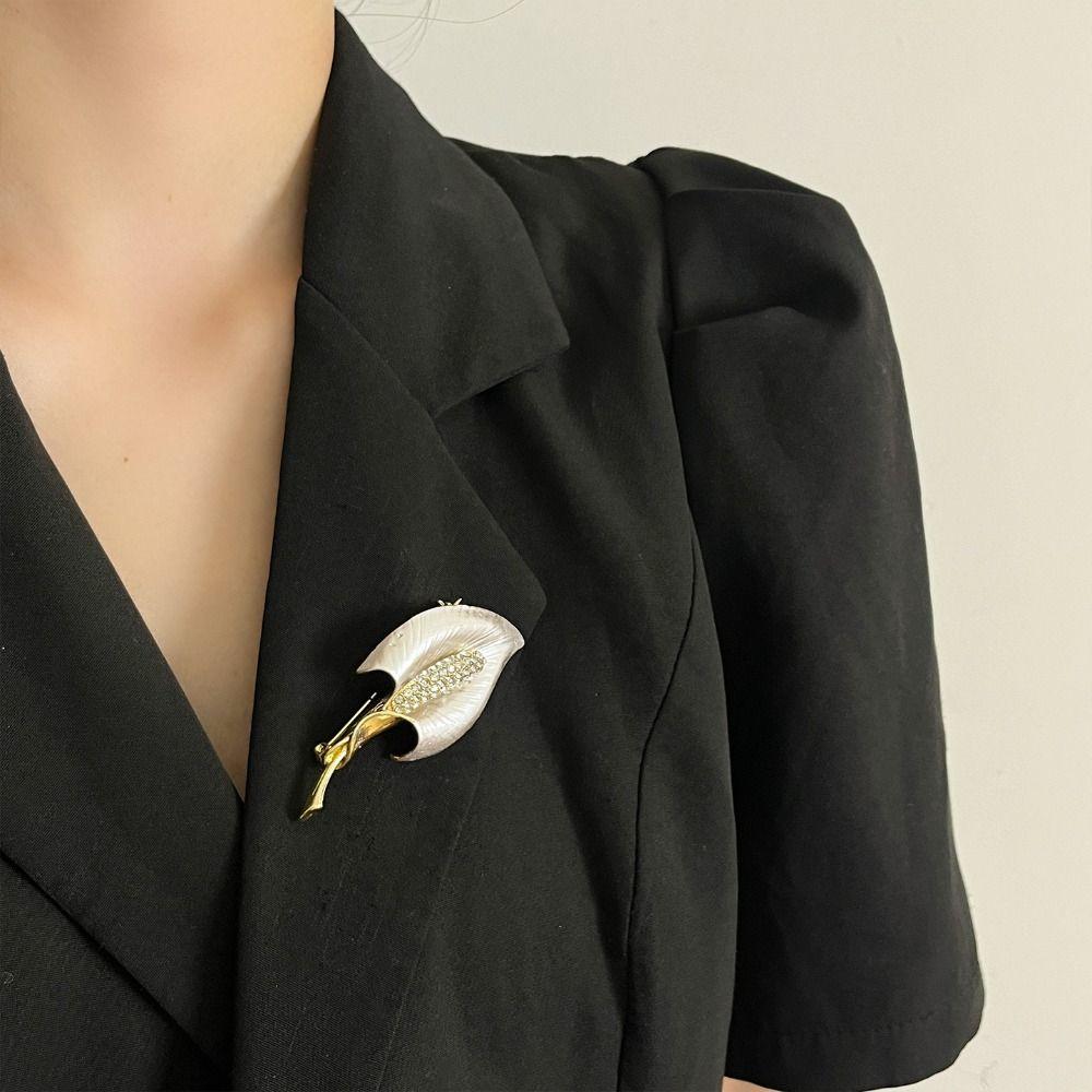 Zinc Zinc Alloy Metal Flower Brooches Jewelry Accessories Women Brooch Fashion Exaggerated Brooches  Daily