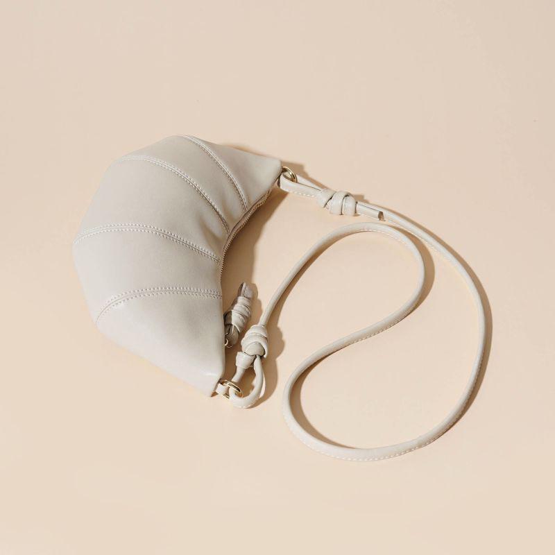 2025 Sommer Mode Echtes Leder Damen Umhänge-Schultertasche - Vielseitiges Hochwertiges Rindsleder Knödeldesign