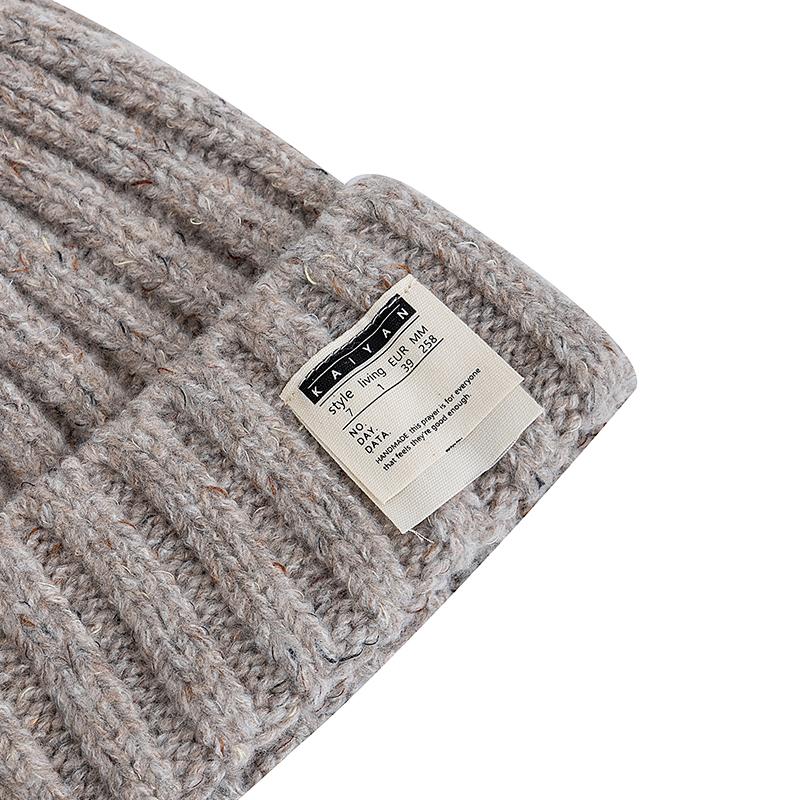 New Women Slouchy Loose Winter Hats Decoration Beanie Hats For Women Warm Beanie Streetwear Cap Hats Outdoor Winter Knitted Hat