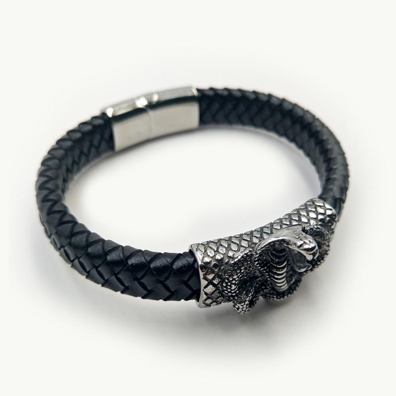Stainless Steel Retro Jewelry, Titanium Steel Men'S Leather Rope Bracelet, Cobra Bracelet.