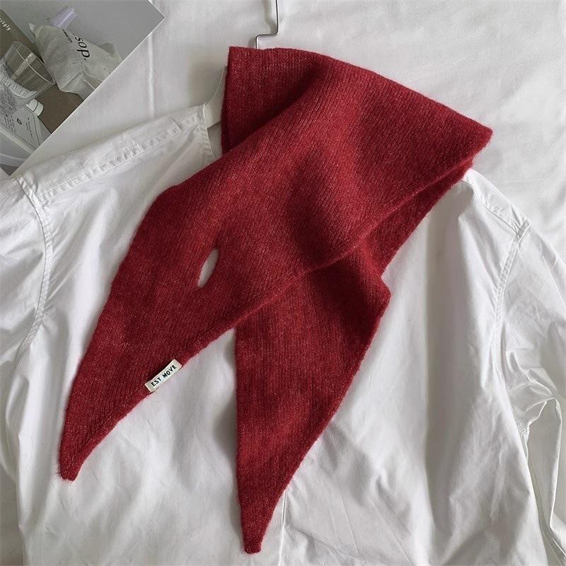 Solid Color Triangular Scarf Women Korean British Niche Small Shawl Triangle Scarf Warm Knitted Headscarf Gift Warm Neck