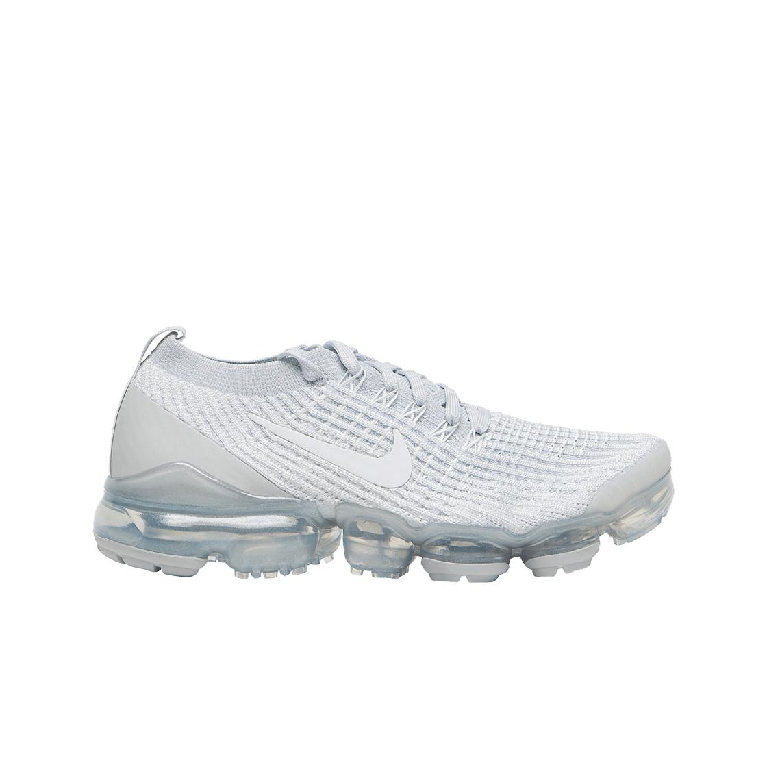 

(в) Nike Air Vapormax Flyknit 3 Чистая платина 220