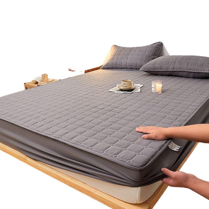 Thickened Non-Slip Quilted Bedspread & Mattress Dustproof Protector