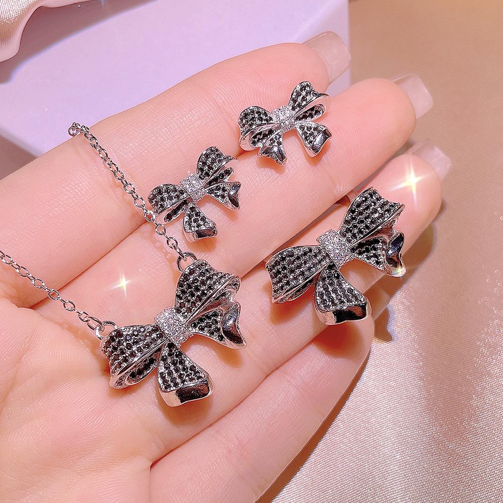 Sweet Creative Sea Bow Necklace Female  Stamp Black Gold Two Tone Stud Earrings Ring Jewelry Set