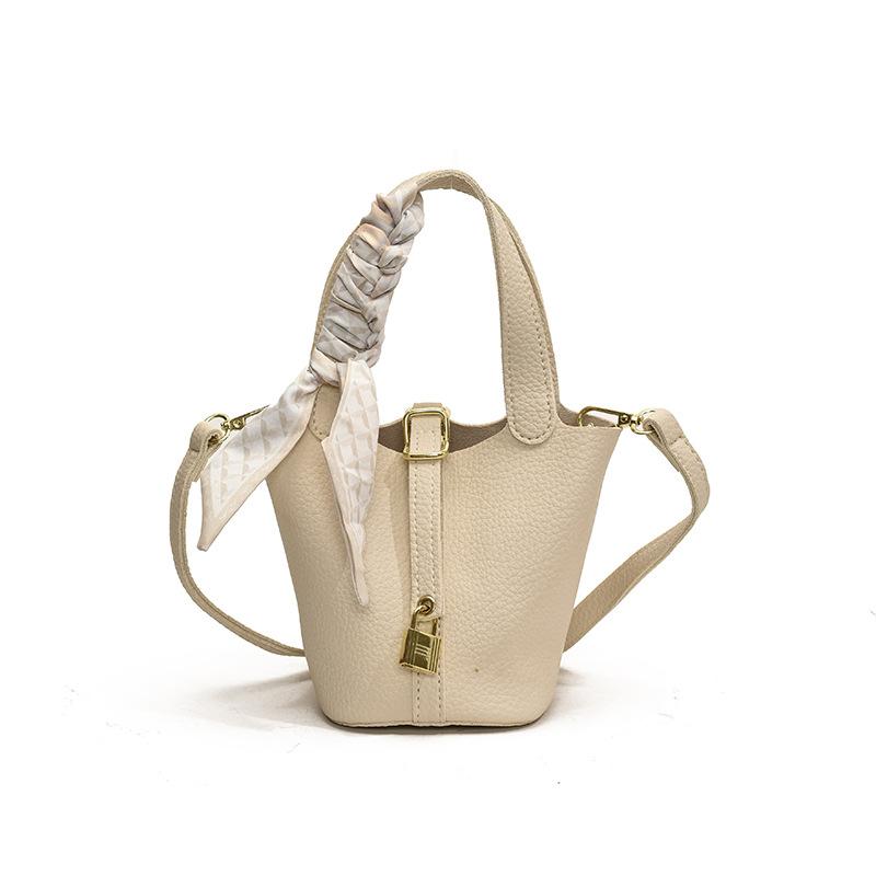 Popular Popular Fashion Lychee Pattern Temperament Advanced Sense Portable Bucket Bag Women's Leisure Commuting Niche Messenger Bag Bag