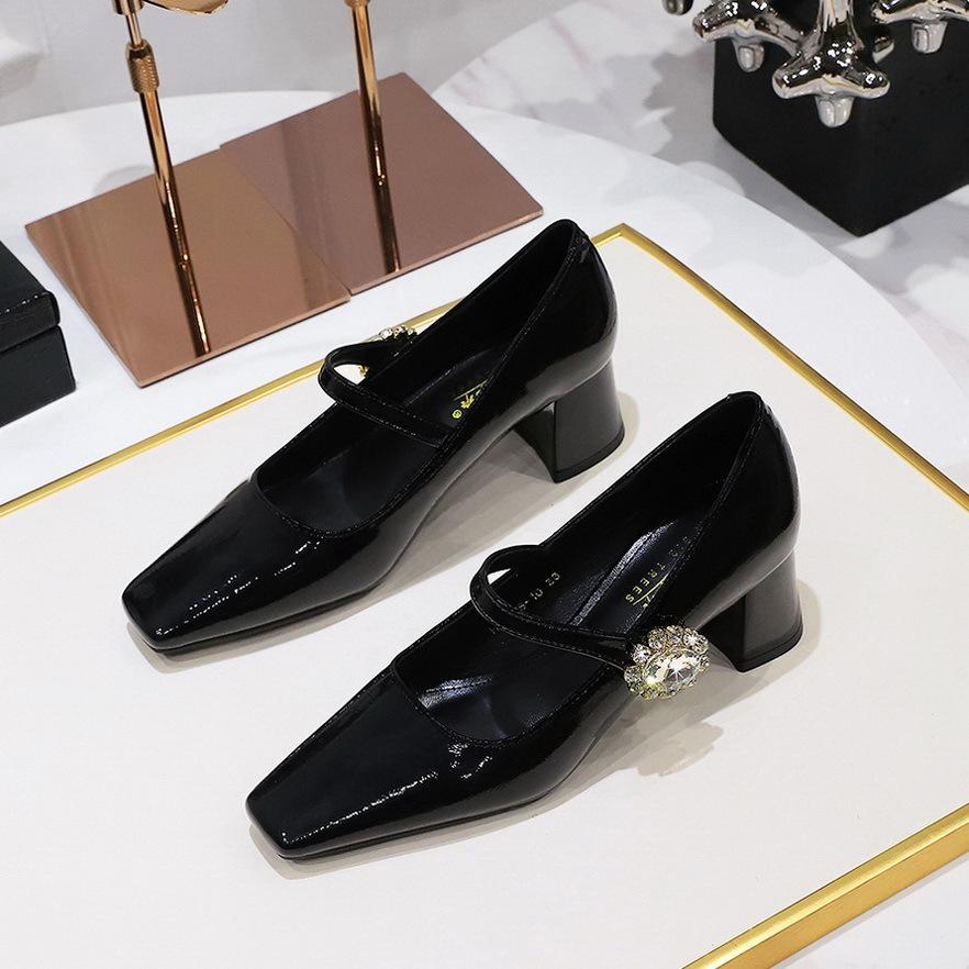 Retro European and American style banquet women's shoes medium heel thick heel shallow mouth square head rhinestone buckle one word belt single shoes
