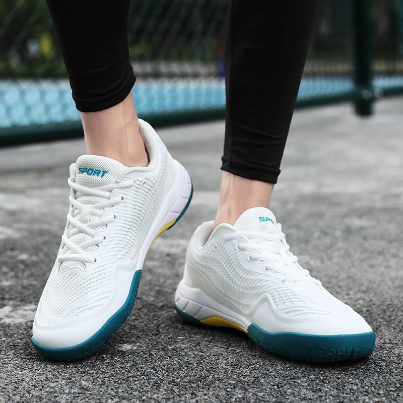 36-45 Couple Plus Size Shock-absorbing Anti Slip Wear-resistant Breathable Fashionable Sports Tennis Shoes Badminton Shoes