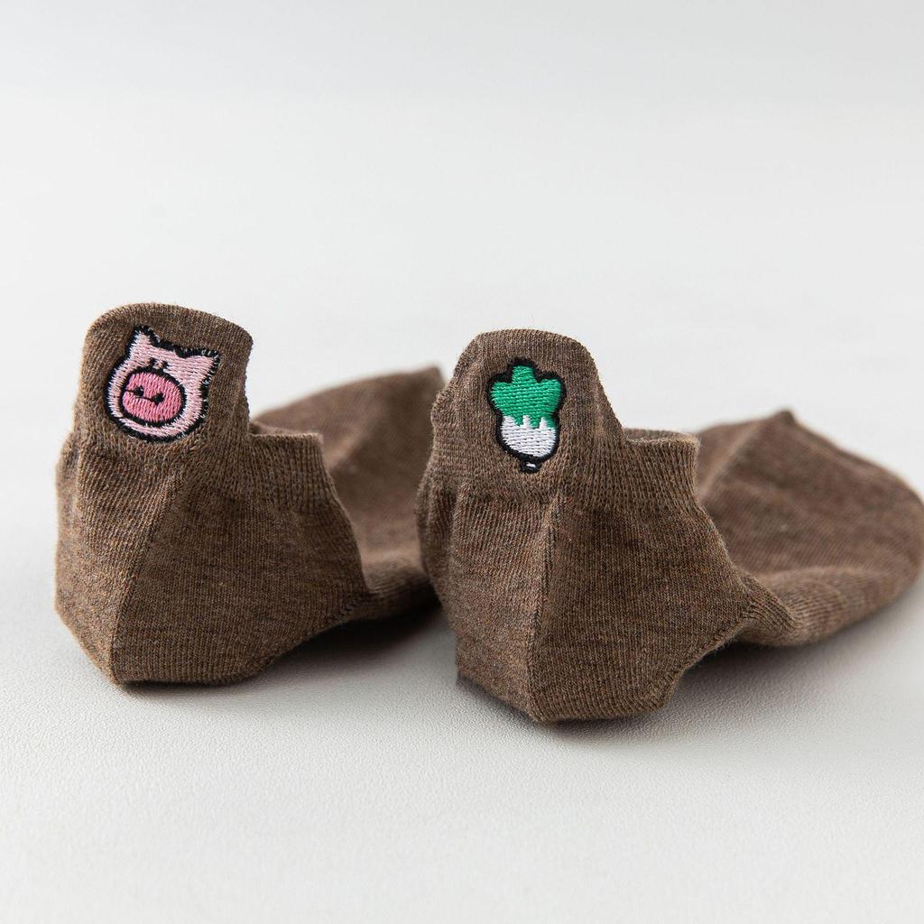 Women's Japanese Style Thin Cotton Embroidered Low Cut Socks - Breathable & Versatile for Spring & Summer.