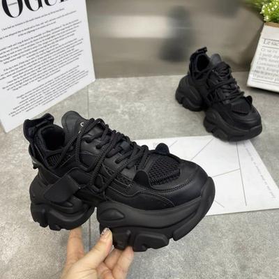 Sieviešu apavi – Botas