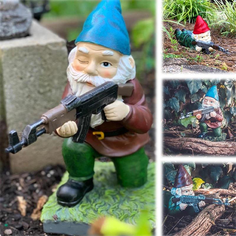 Lustige Armee-Gnom Gartenstatue Harz Desktop Rasen Ornament für Außengartendekoration Holzmonster Hofskulptur Figuren