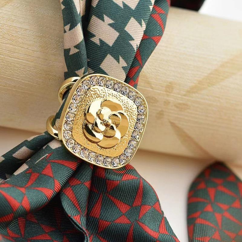 Rose Scarf Buckle Versatile Hem Knot Scarf Decoration 2pc