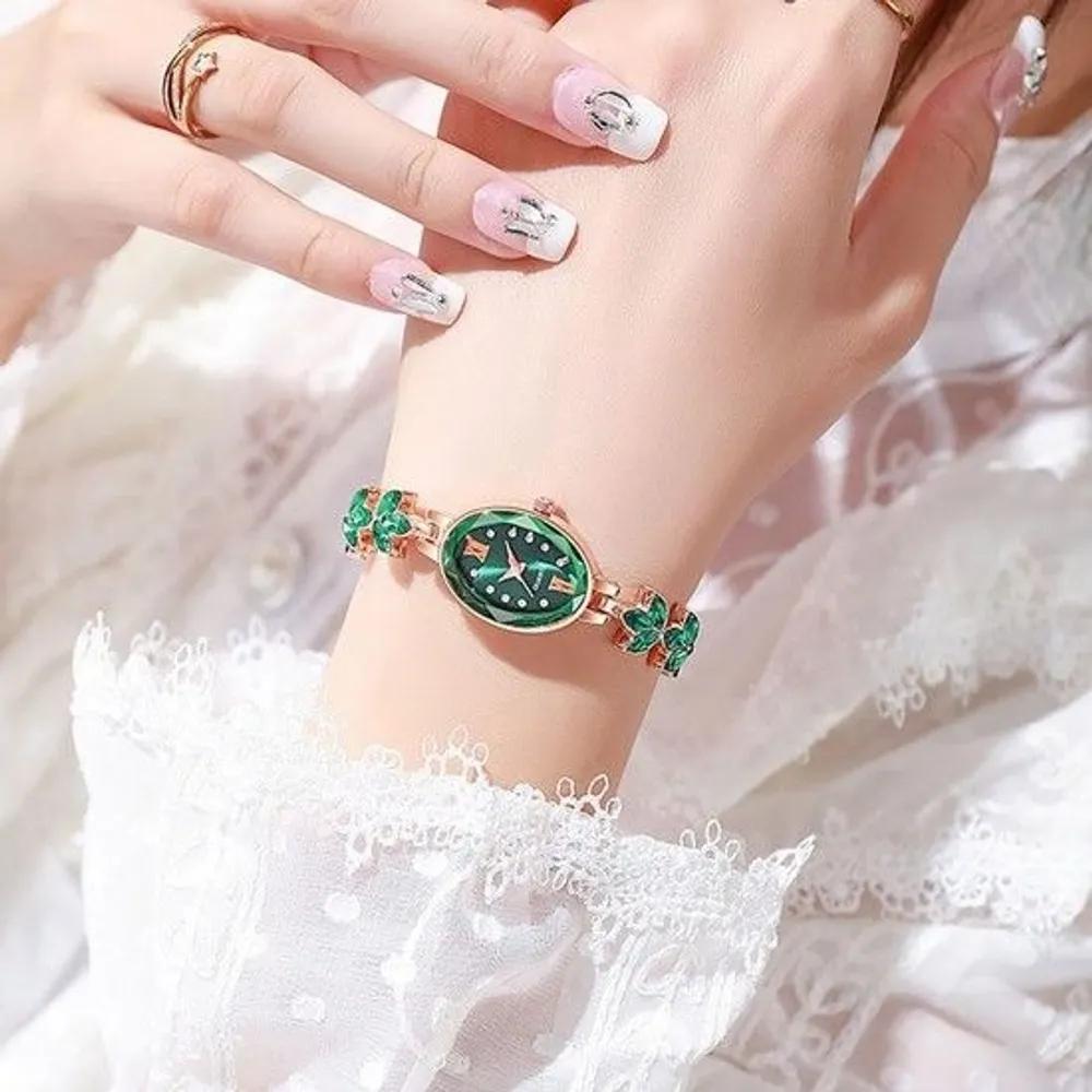 Lilia women s green wristwatch Lilia wristwatch green women s watch