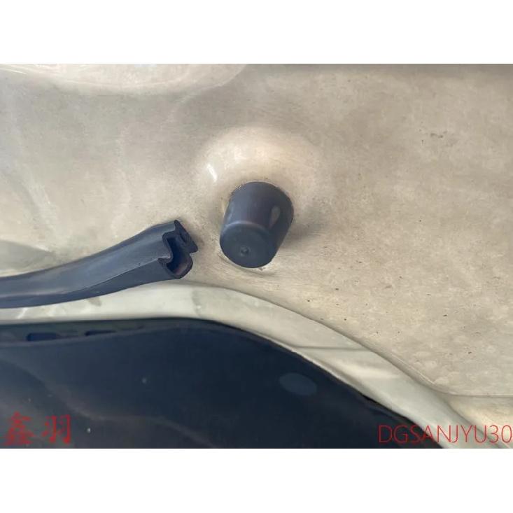 

LANCER CY0A EVOX CZ4A DAMPER,HOOD MR274602 1pcs