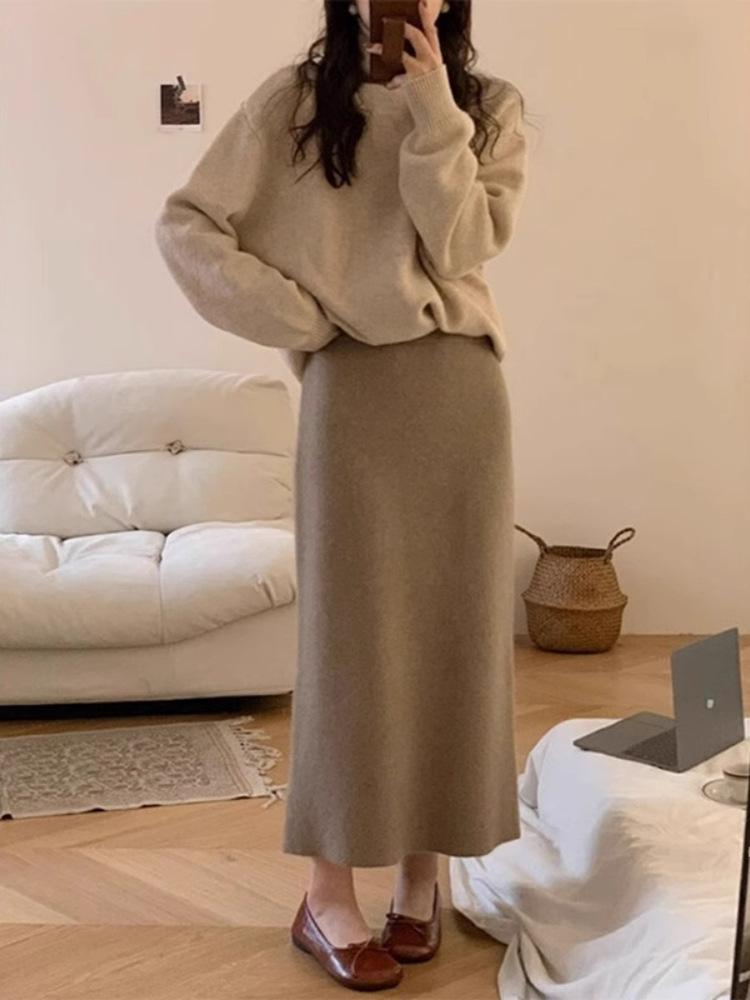

Women s Mid-Length White Cashmere Pencil Skirt with High Waist and Raccoon Fur Knit for Autumn and Winter S