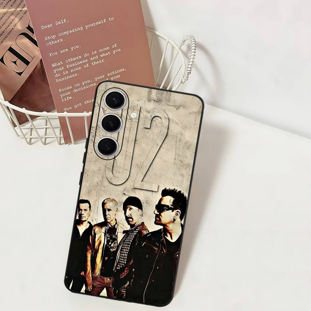 1pc Famous U-U2 Rock Band Phone Case For Samsung S 24 Fe 25 Ultra Plus 20 Lite 21 30 22 23 24 22 Ultra 5G Fundas