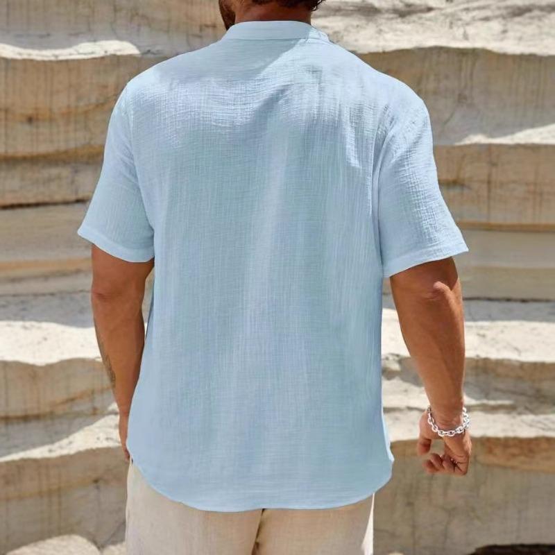 Camisa Texturizada Azul Claro para Hombre con Cuello Alto, Top Henley Casual de Manga Corta, Tejido Transpirable para Verano