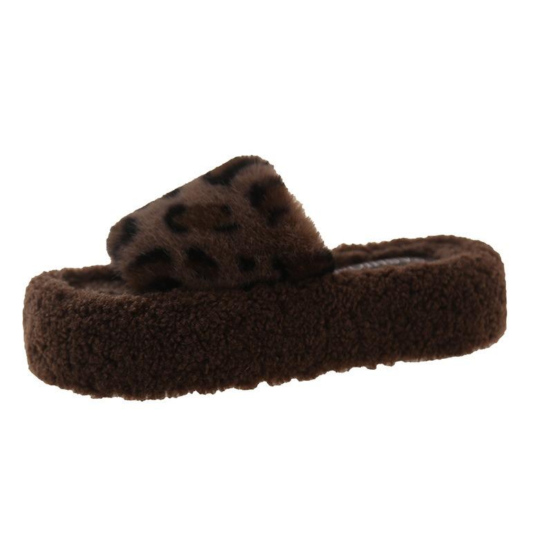 

Leopard print thick-bottomed fluffy slippers for women to wear new autumn and winter fashion home large-size plush cotton mop 41 хакі