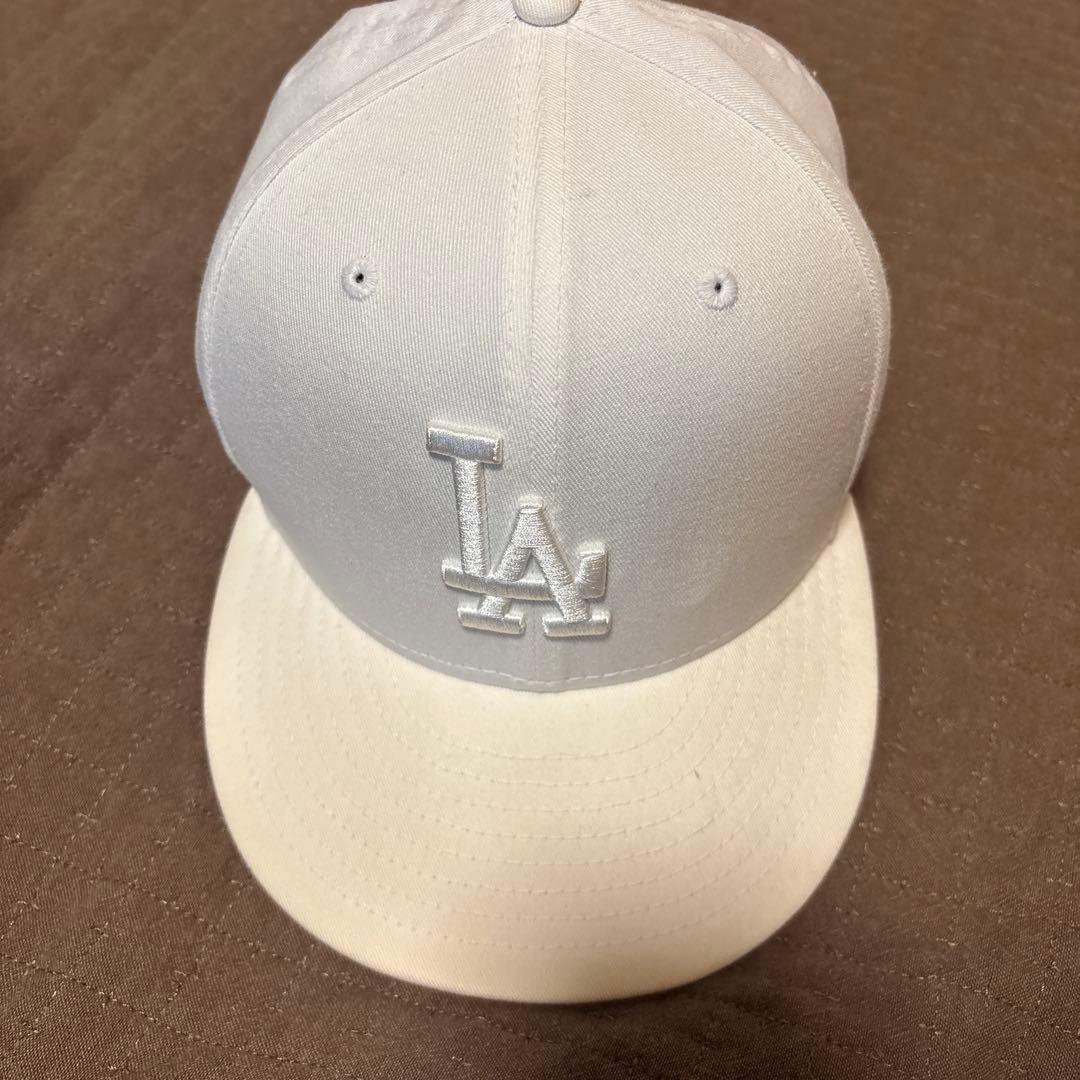 Used New Era 59FIFTY LA Dodgers Cap White