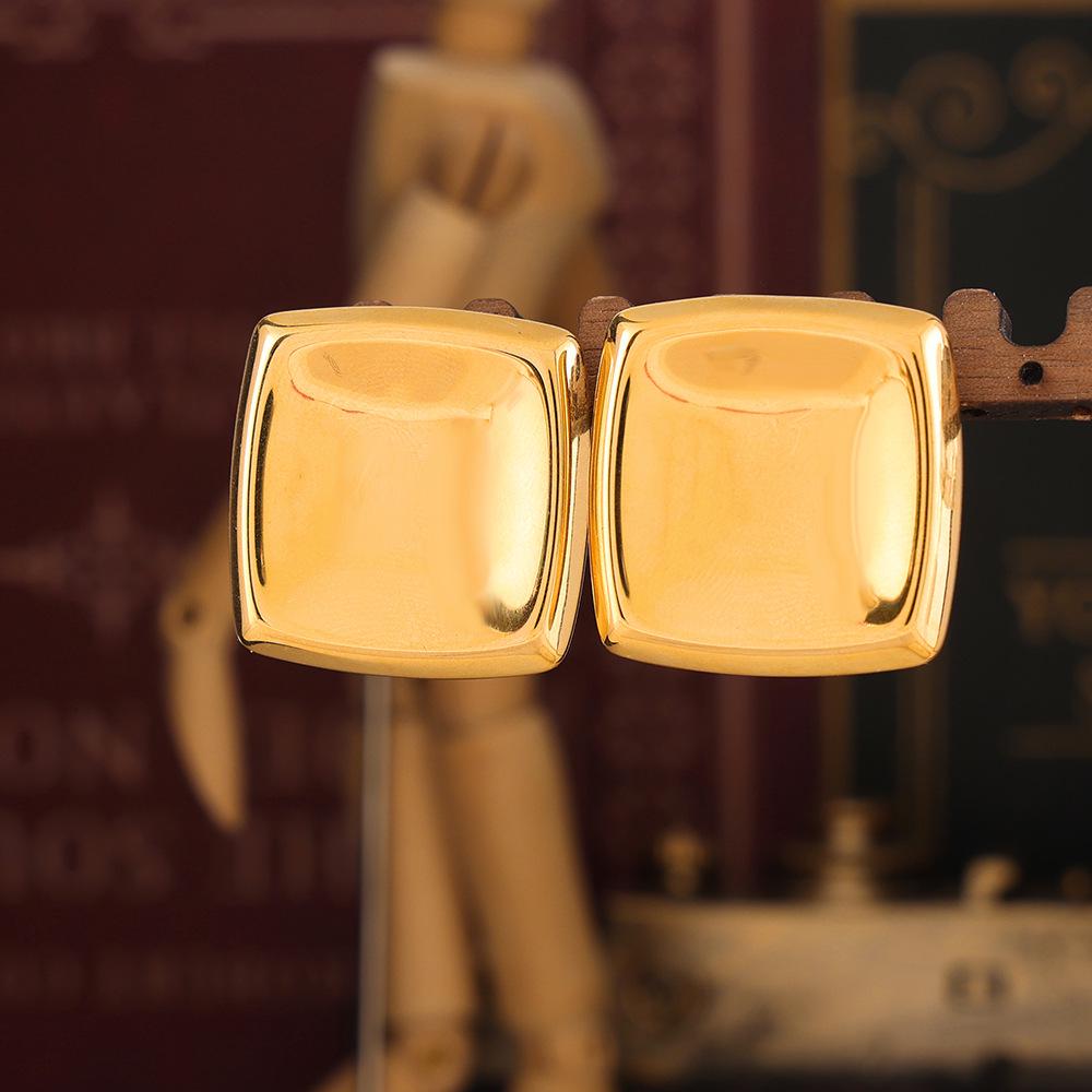 Kolczyki vintage geometryczne kwadratowe wklęsłe platerowane 18-karatowym złotem ze stali tytanowej