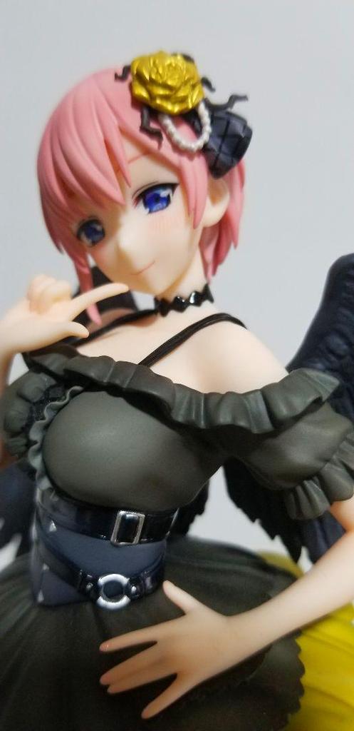 [USED] The Quintessential Quintuplets Nakano Ichika Fallen Angel Figure, Authentic