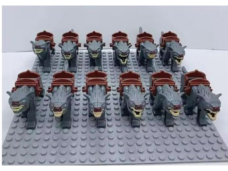Roman Warrior Cavalry Series Minifigure Building Blocks Set (21 Pcs)
