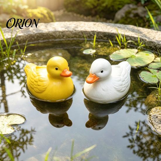 Resin Duck Figurine for Gardens Floating Figurine, Realistic Yellow Statue, Simulation Animal Decorative Garden Ponds Ornament Outdoor Pond,