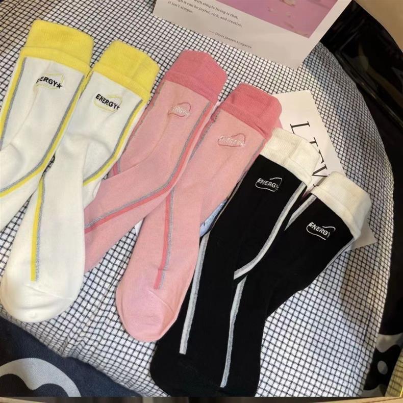 

Women s Double Ribbed Mid-Calf Socks - Spring/Autumn, Japanese Street Style, Versatile Letter Design One Size жовтий