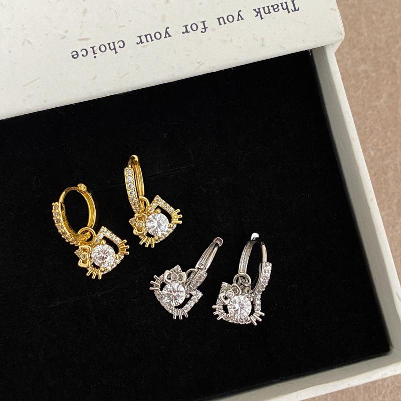 Sweet Girl Exquisite Zirconia Cat Ear Studs with High-End Appeal and Unique Fashion Design.