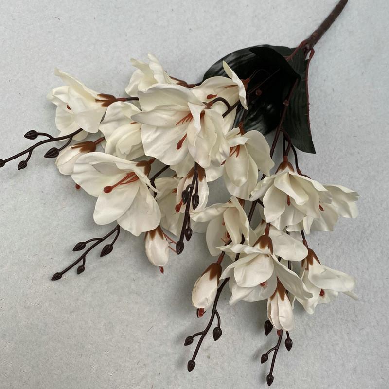 

Lifelike Magnolia Bouquet For Wedding Decorations And Home Interior Gift Design белый