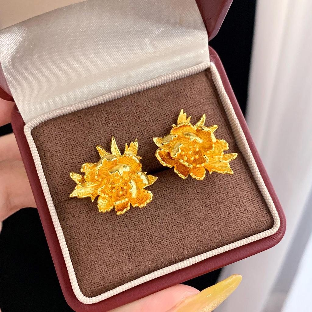 Gold Peony Flower Earrings: Vintage-Style Light Luxury for Weddings 