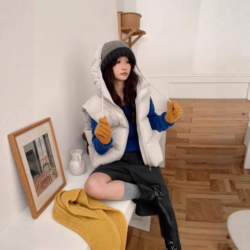 Small hooded loose short sweet puff cotton vest women's autumn and winter new down cotton vest