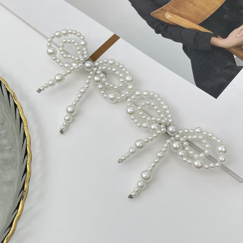 Spilla con Fiocco in Resina Elegante con Perle Finte Clip per Orlo dei Pantaloni Catena Leggera per Polsini per Outfit Casual