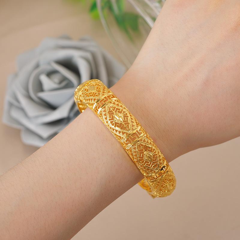 New Style Hollow Ladies Pattern Plated Fashion Jewelry Dragon and Phoenix Joy Bracelet