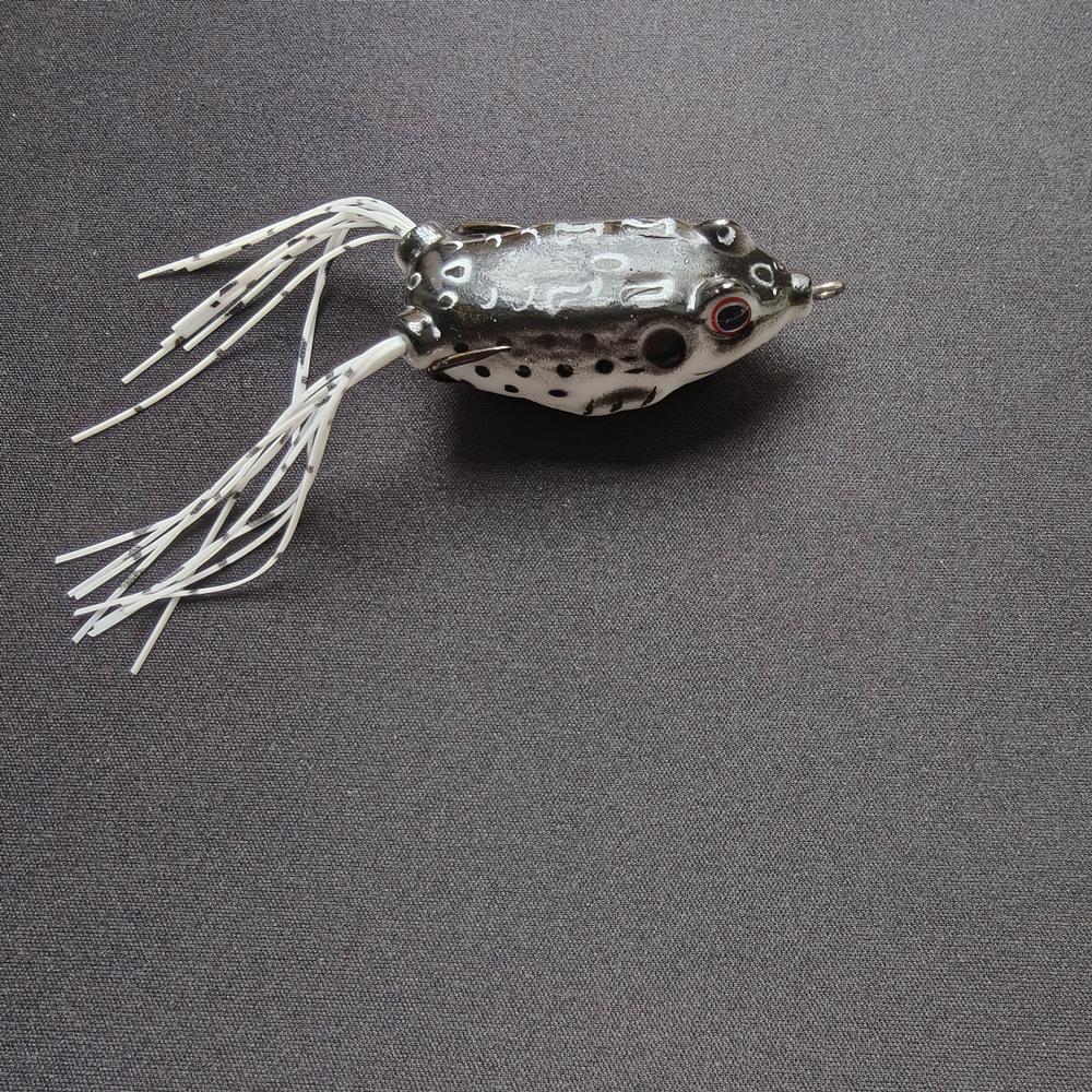 

1Pc Topwater Frog Lure Bass Trout Fishing Lures Realistic Prop Frog Soft Swimbait Floating Bait чорний