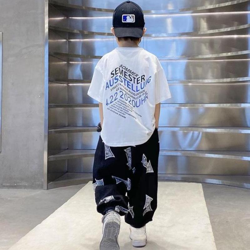 Little Boys Fashion Sady s krátkým rukávem Letní dětské volné tričko dvoudílné dětské oblečení