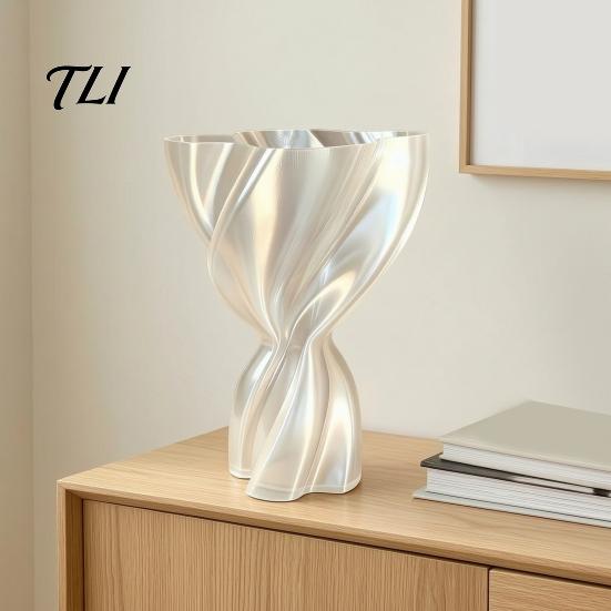 Handmade Textured Resin Vase 3D Printed Cream Color Vase, Silk Texture Art Vases for Nordic Style Dried Flower Living Room Entryway, Minimalist Modern