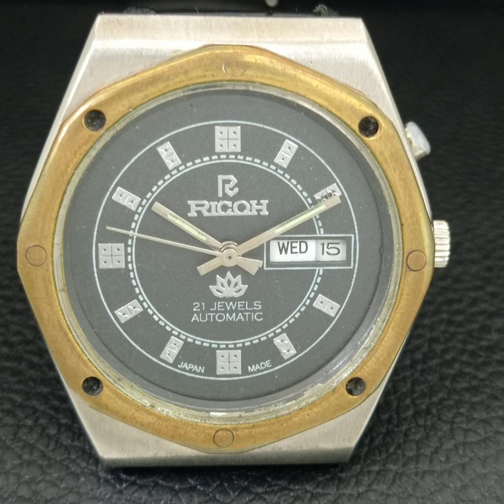 VINTAGE RICOH R31 AUTOMATIC JAPAN MENS BLACK COLOR DIAL WATCH A707921-1