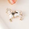 Lightweight Horse Design Brooch Pin Stylish Badge Pin Zinc Alloy Decorative Accessory For Clothing And Bags
