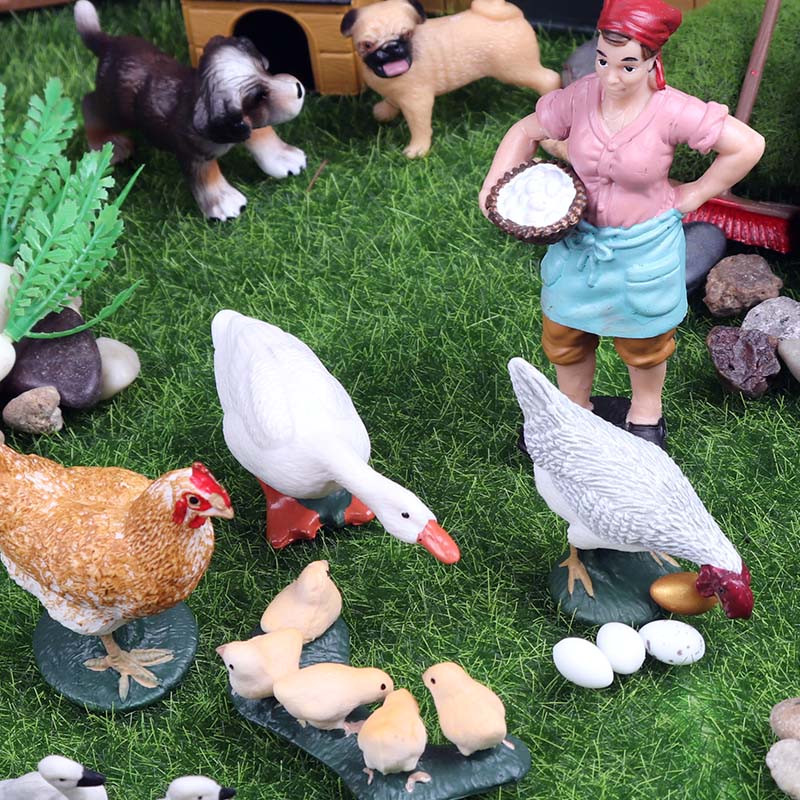 Oenux New Farmer People Model Simulation Farm Staff Feeder Action Figures Pig Animals Figurine Miniature Lovely Toys For Kids