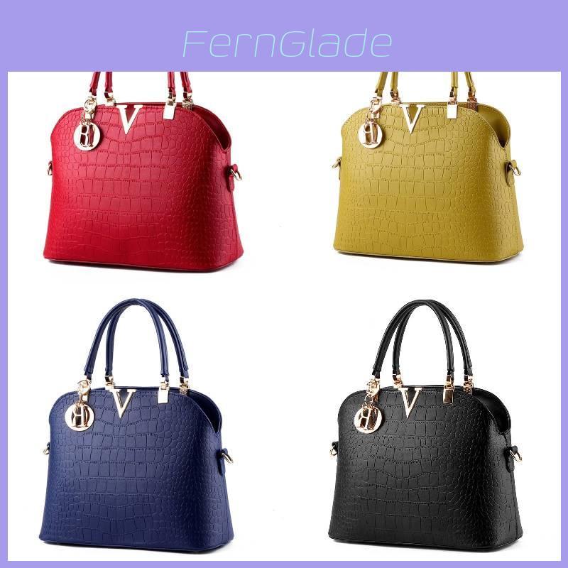 Pu For Women With Embossed Pattern And Multiple Interior Pockets For Daily Use