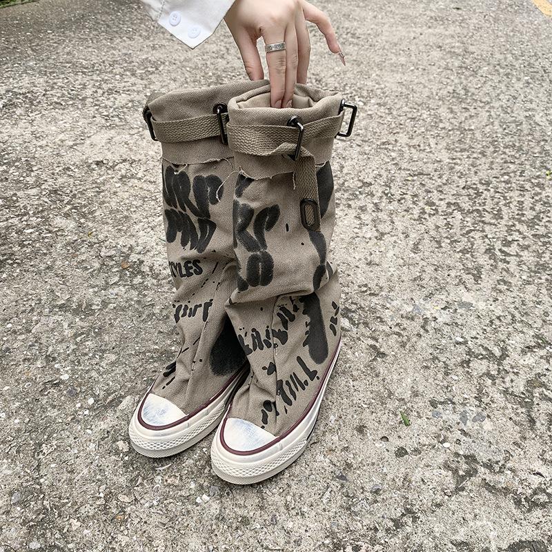 Sweet and cool trend graffiti design sense old high-top canvas shoes women's 2025 new medium tube stacking boots autumn shoes