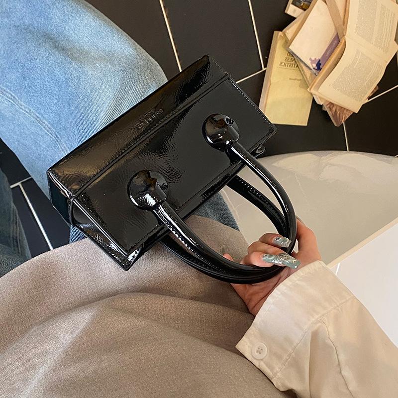 Premium Chain Box Portable Small Square Bag Women's 2025 New Fashionable Versatile Exquisite Shoulder Oblique Span Bag